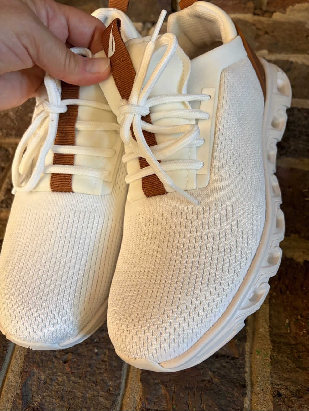 Nautica Women’s White Sneakers with Tan Accents - Picture 7 of 7